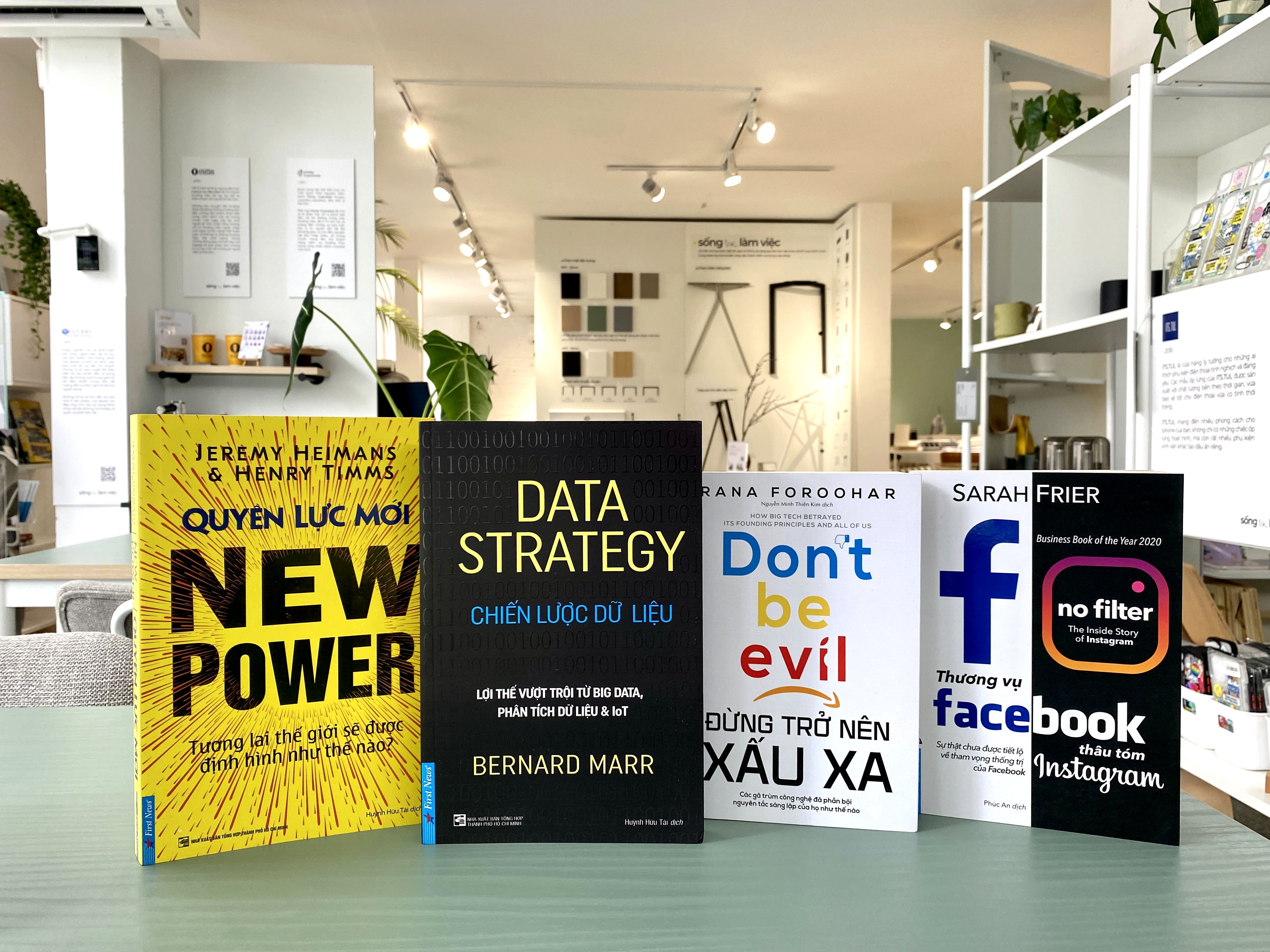 4 cuốn sách chỉ cách hưởng lợi từ AI, big data và mạng xã hội - 1