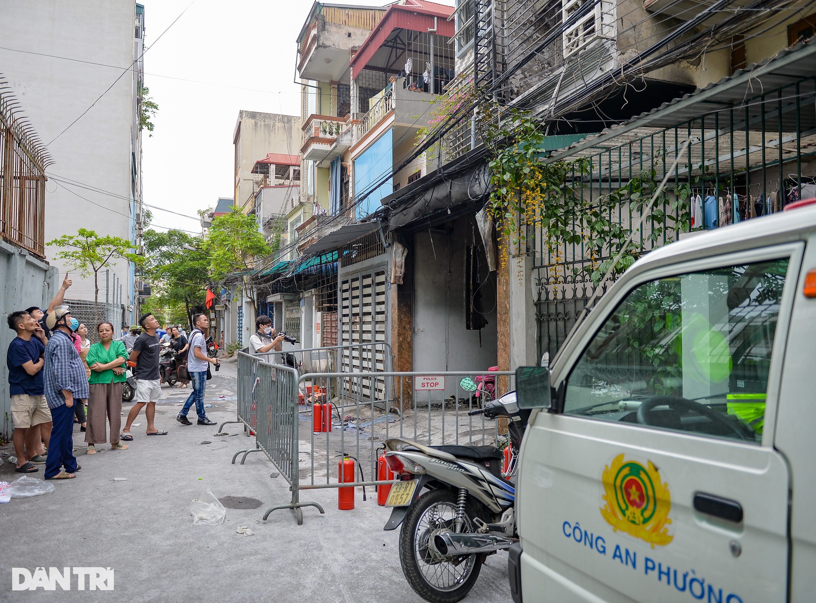 Hiện trường vụ hỏa hoạn ở Hà Nội khiến 4 bà cháu tử vong - 1
