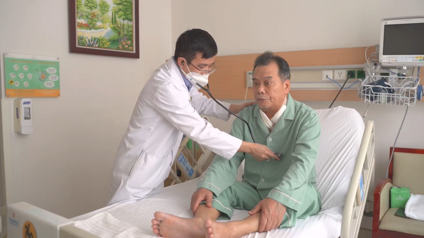Vinmec áp dụng công nghệ 3D hỗ trợ can thiệp tim mạch - 1