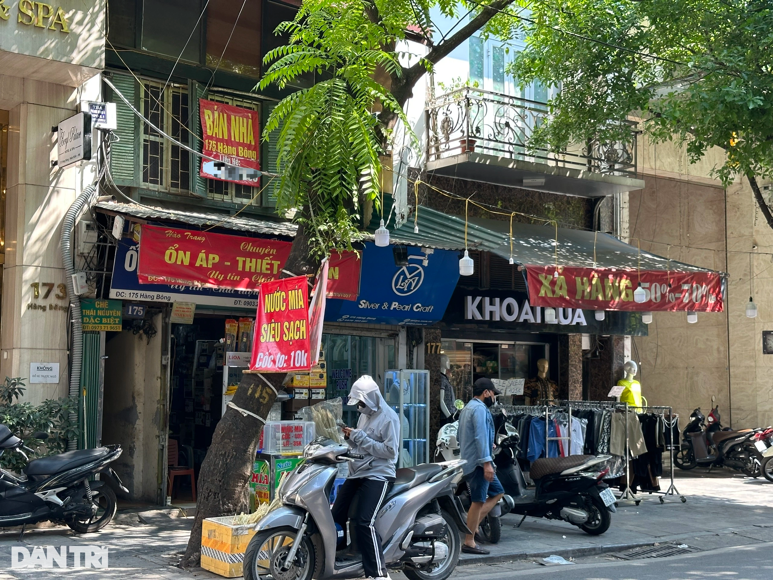 Nhà phố Hà Nội được rao bán rầm rộ, giá lên tới cả tỷ đồng/m2 - 2