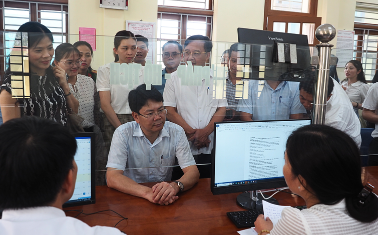 Hà Nội đã cấp trên 5.000 bản giấy khai sinh điện tử - 1