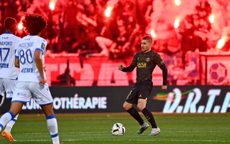 Mbappe lập cú đúp giúp PSG sáng cửa đăng quang ngôi vương Ligue 1 - 2