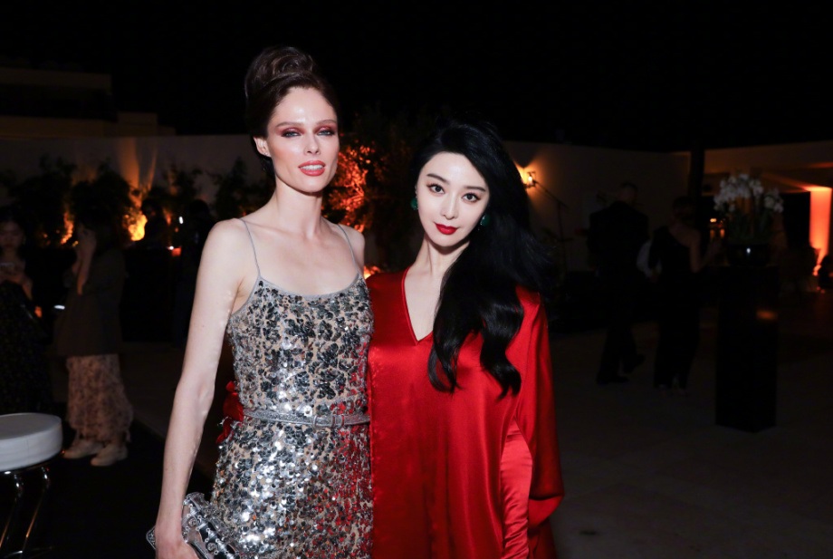 Jennie (BlackPink) và Phạm Băng Băng thống trị thảm đỏ Cannes 2023 - 16