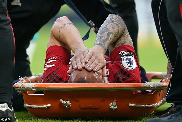 Antony chấn thương nặng trong ngày Man Utd thắng đậm Chelsea - 3