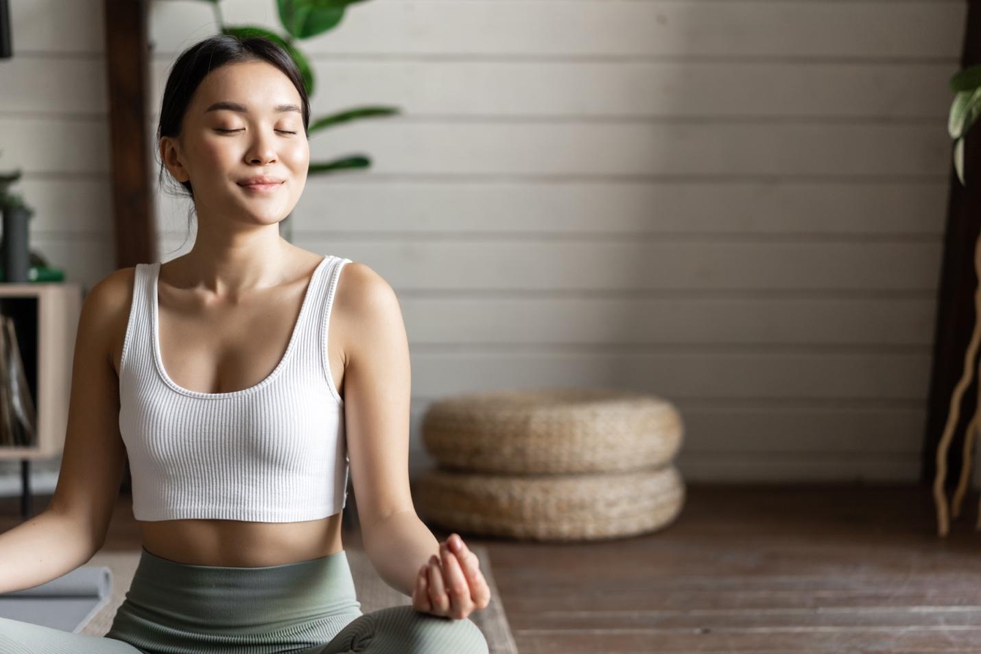 Những lợi ích tuyệt vời của yoga với sức khỏe - 1