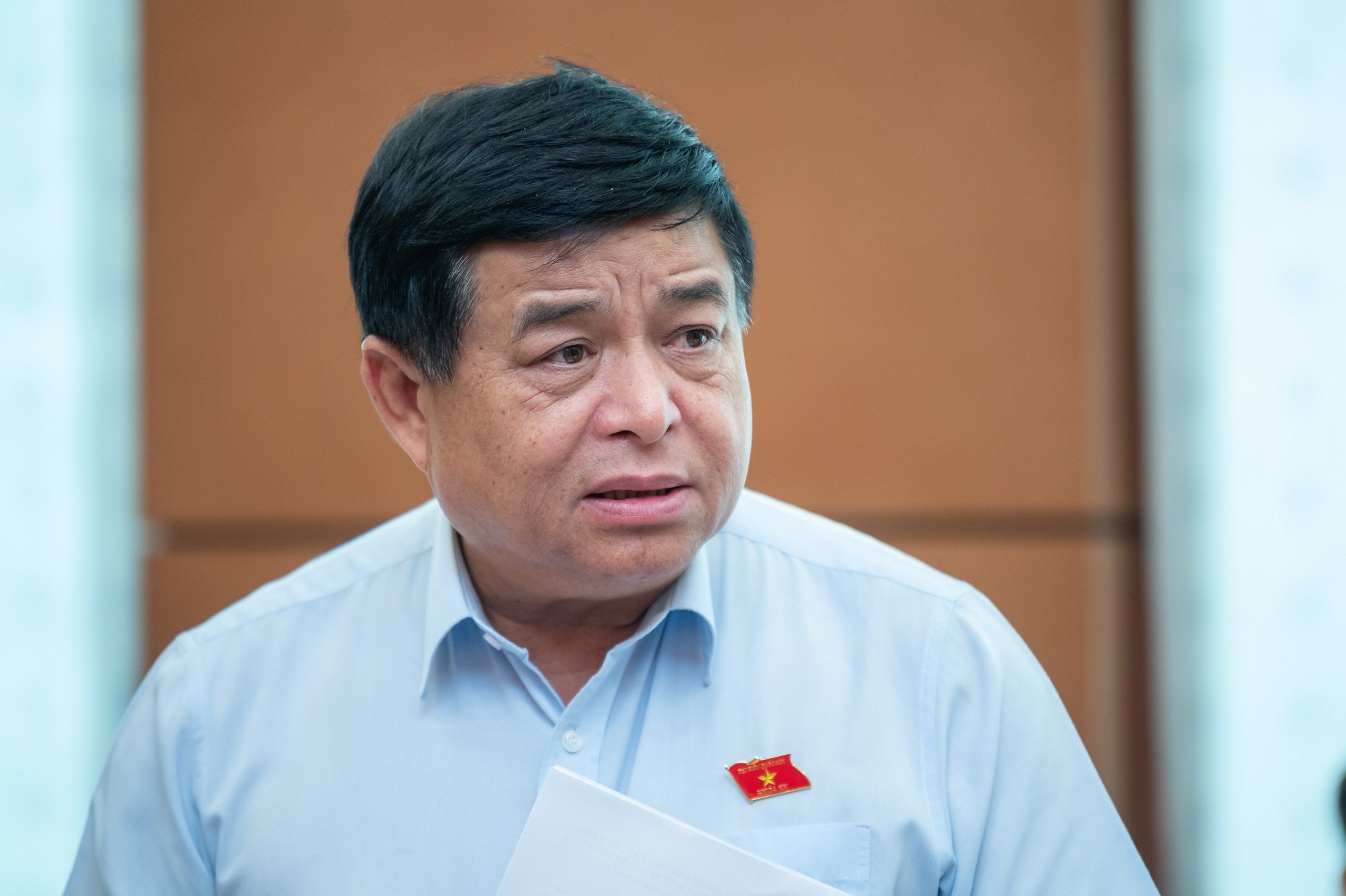 Bộ trưởng Nguyễn Chí Dũng: TPHCM đang mặc chiếc áo quá chật - 1