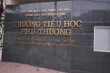 Kỷ luật cựu hiệu trưởng trường cấp 1 vì tiếp phụ huynh tại phòng riêng - 1