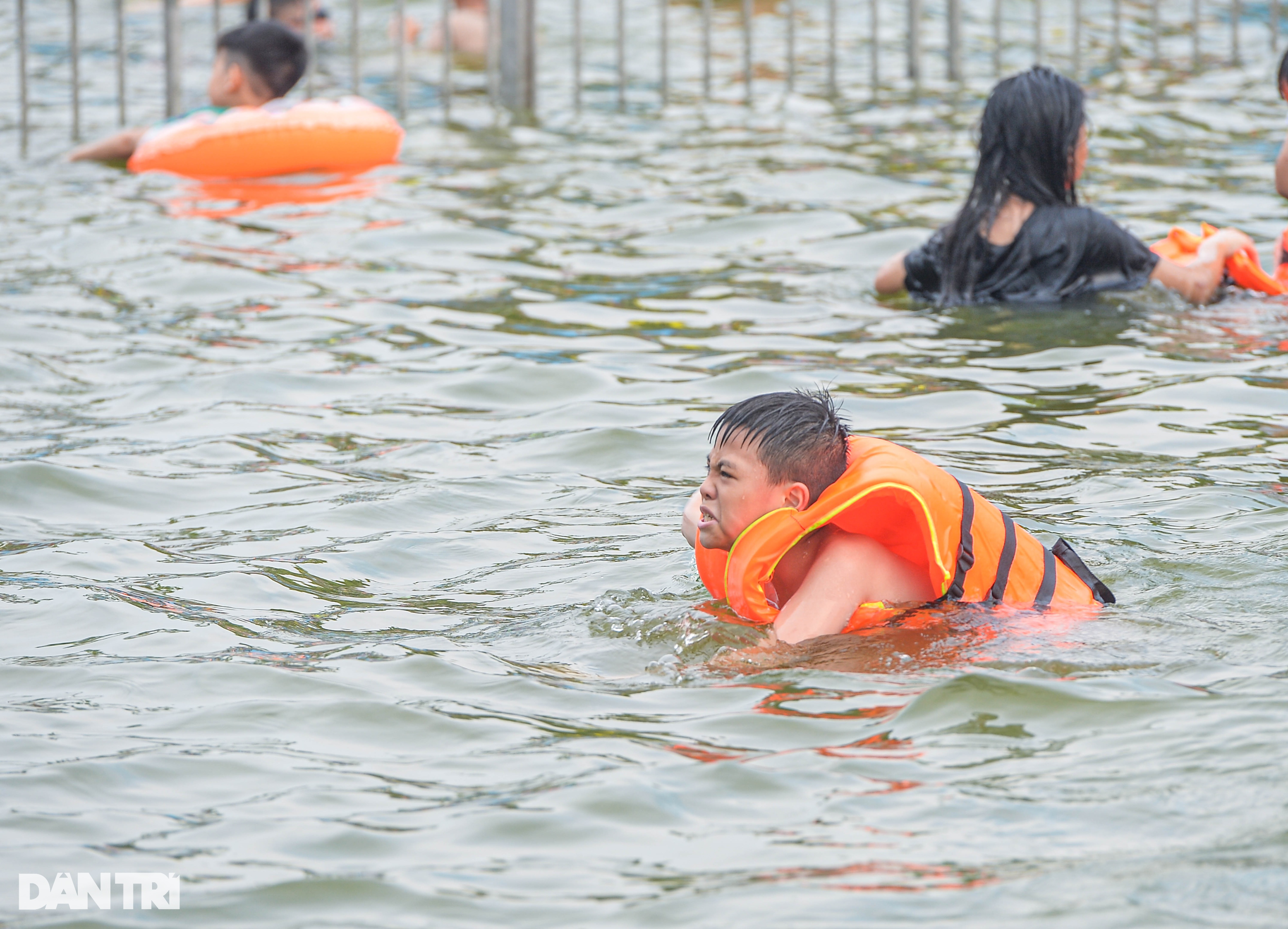 Hà Nội: Người dân ủng hộ 1,3 tỷ đồng biến ao làng thành ao bơi rộng 1.100m2 - 10