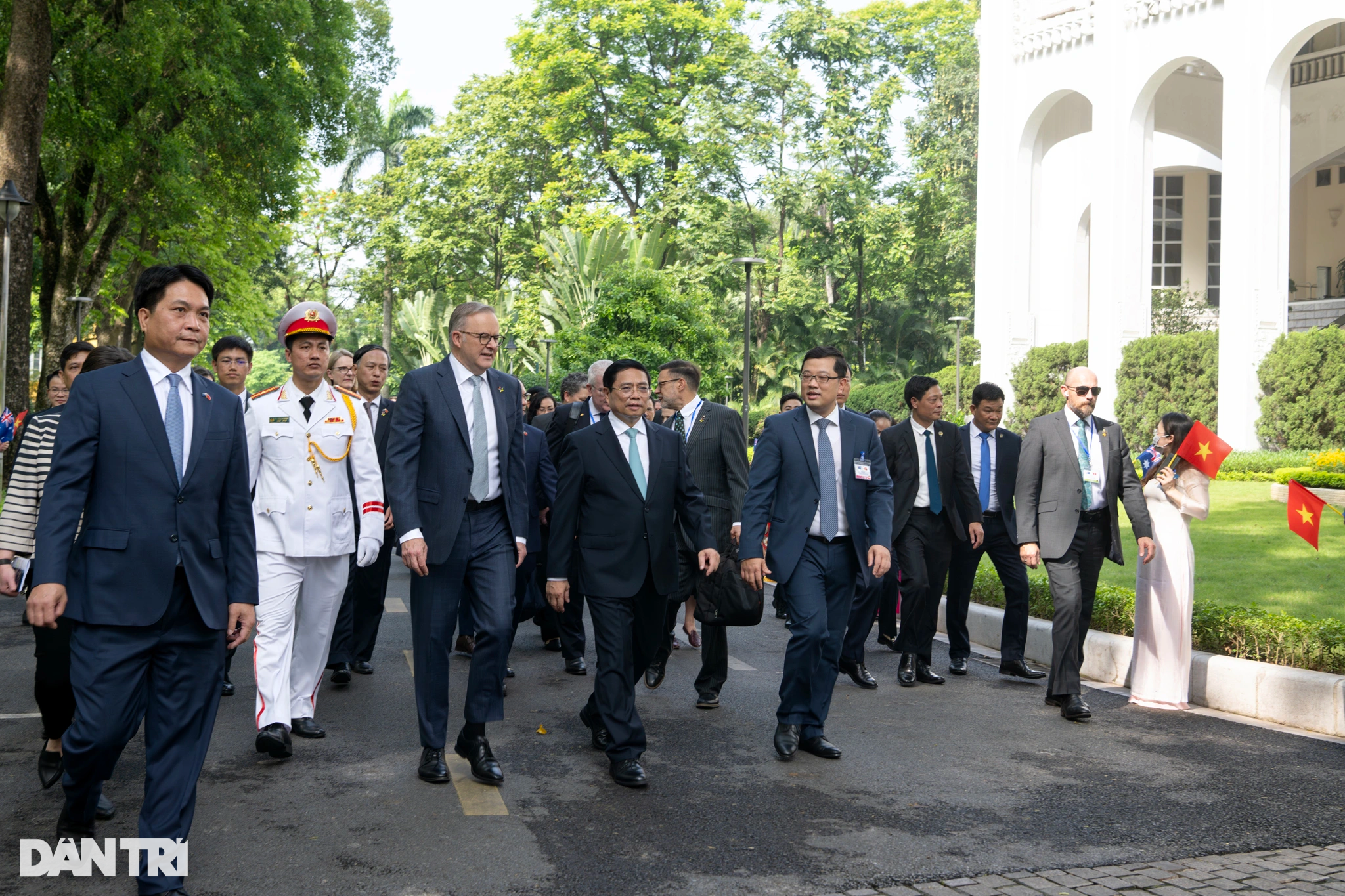 Thủ tướng Phạm Minh Chính chủ trì lễ đón Thủ tướng Australia thăm Việt Nam - 6