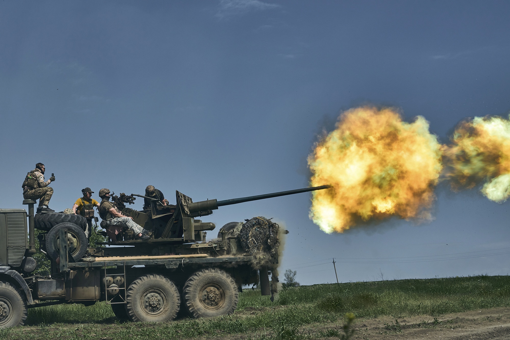 Ukraine kiểm soát cao điểm chiến lược, Nga thừa nhận khó khăn tại Bakhmut