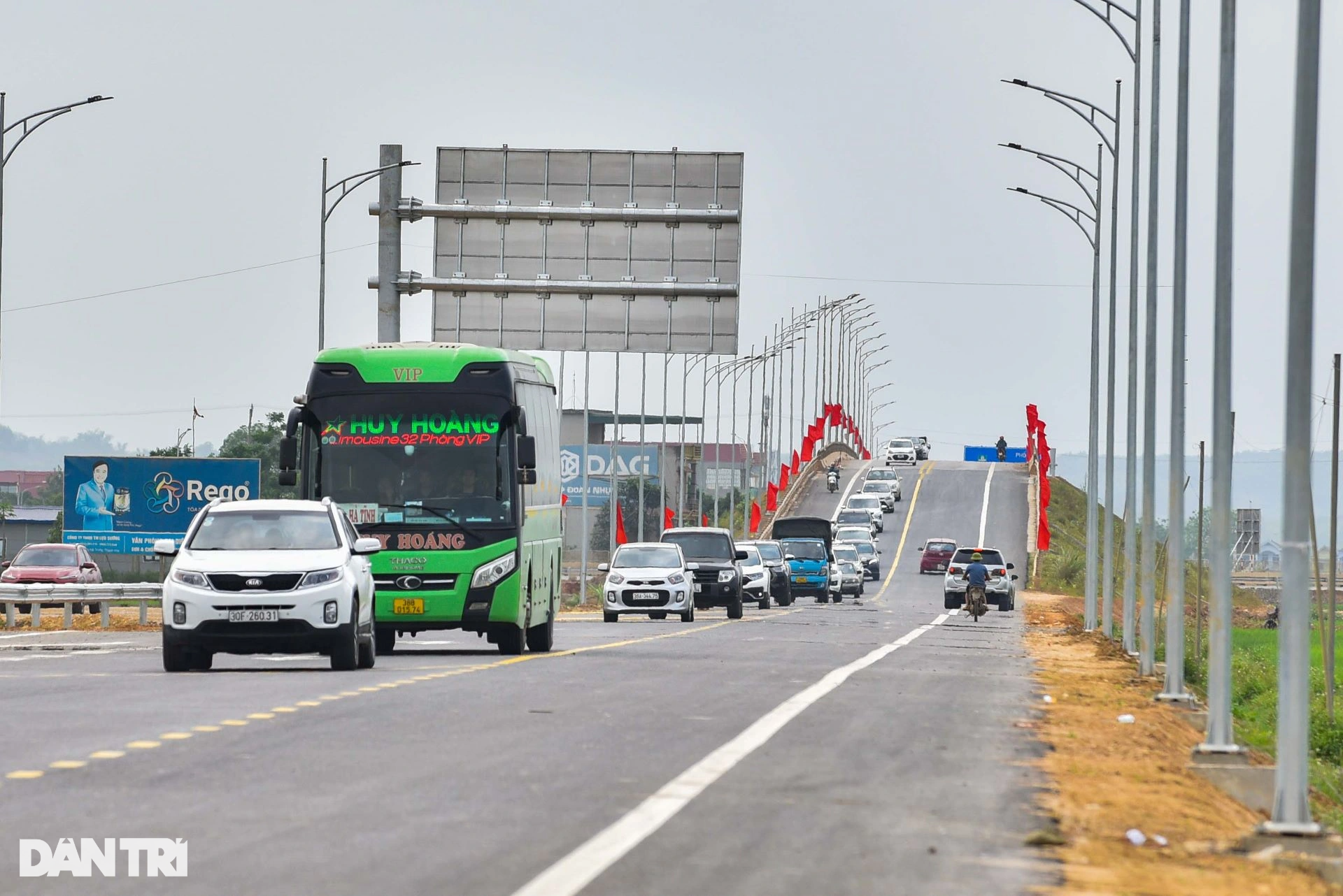 Báo cáo Thủ tướng việc xử lý vi phạm ở cao tốc Mai Sơn - Quốc lộ 45 - 1