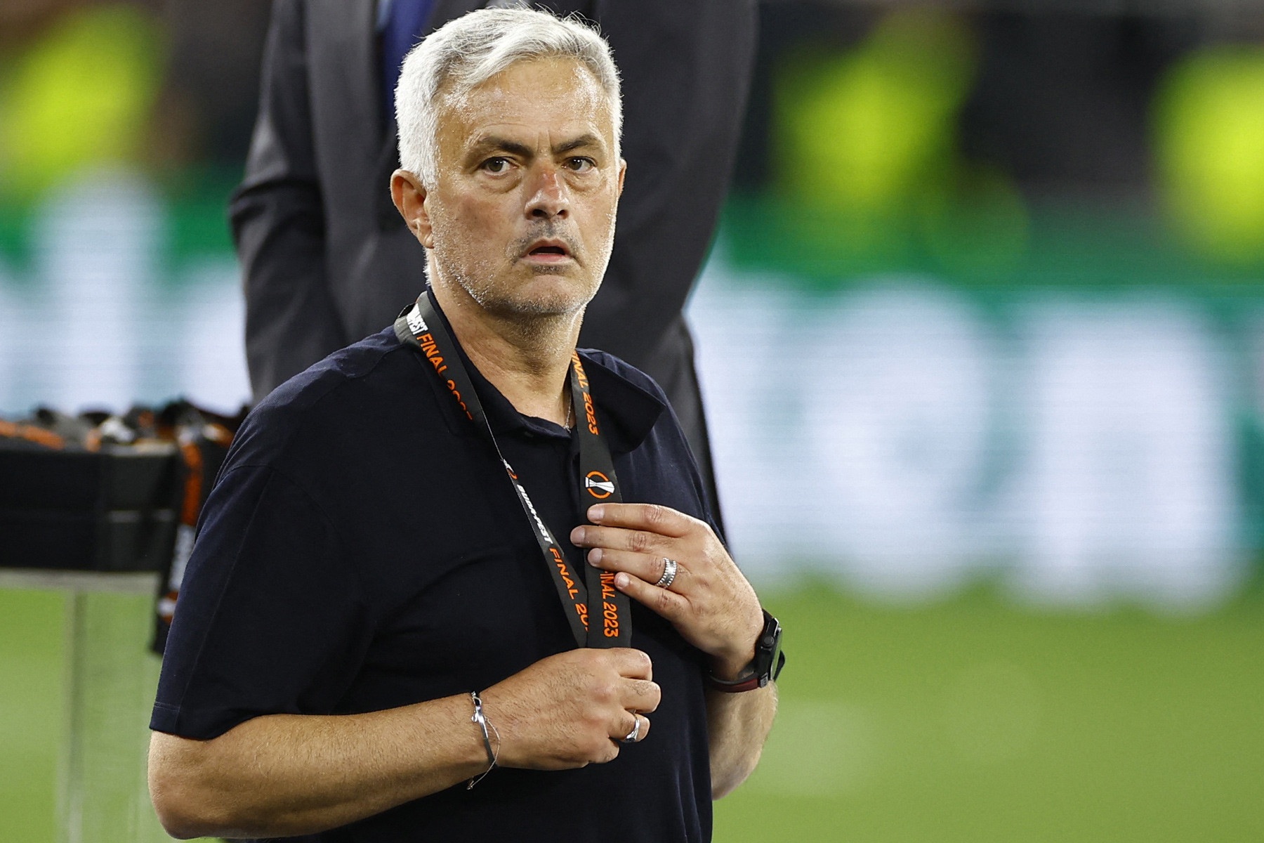 Vung hàng núi tiền, đại gia Saudi Arabia vẫn nếm trái đắng từ Mourinho - 1