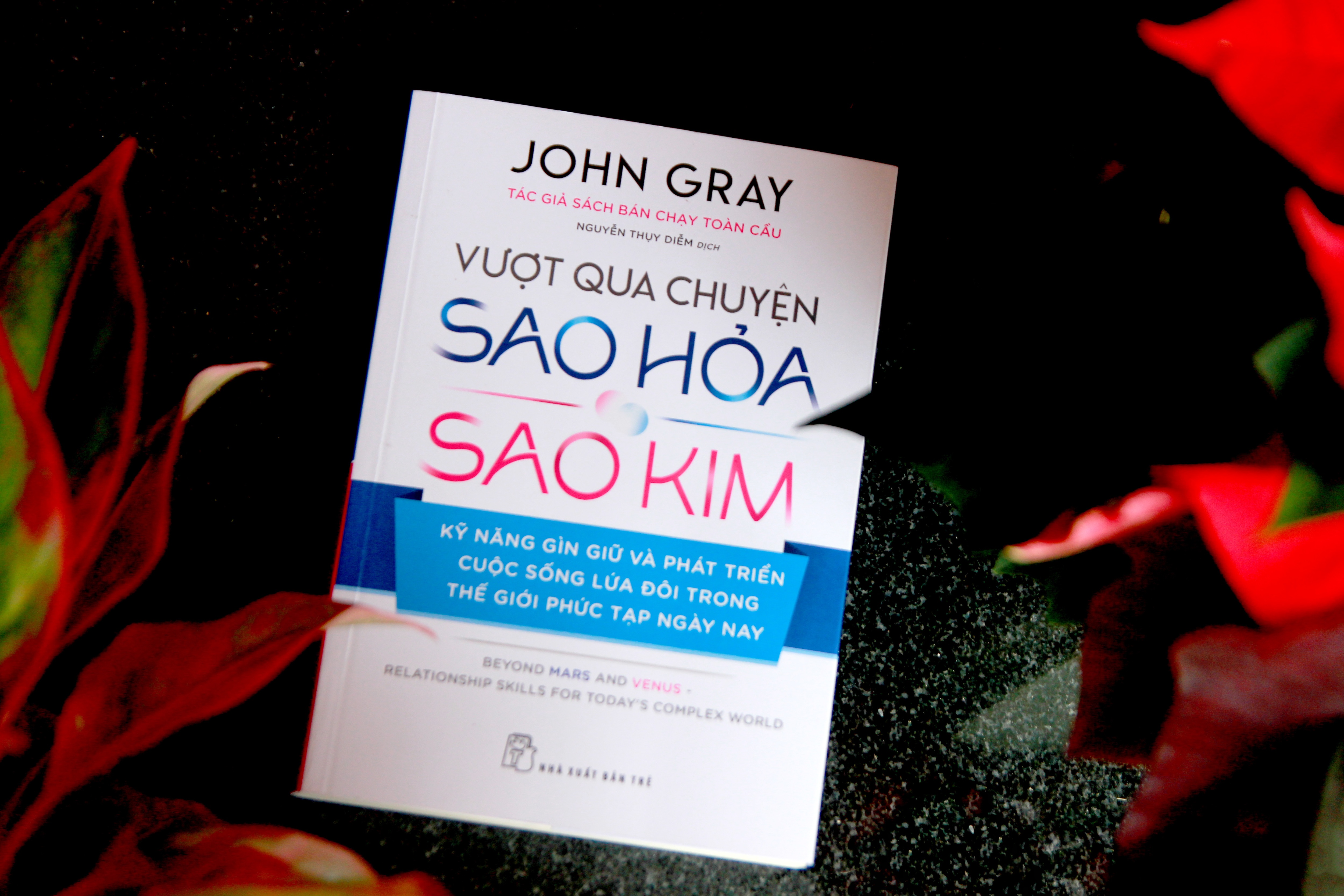 Books for Vietnamese Family Day: Everyone needs to learn how to live happily together - 4 Sách cho ngày Gia đình Việt Nam: Ai cũng cần học cách chung sống hạnh phúc - 4