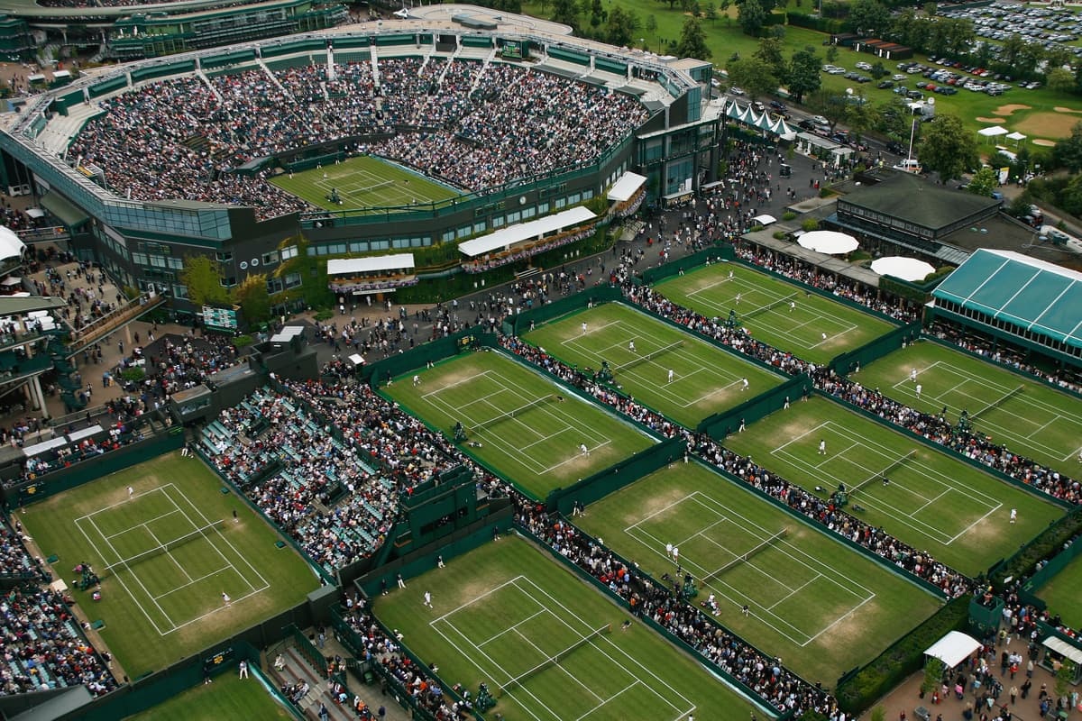 View - Chuyên gia: "Chờ đợi trận chung kết Wimbledon giữa Djokovic và Alcaraz" | Báo Dân trí