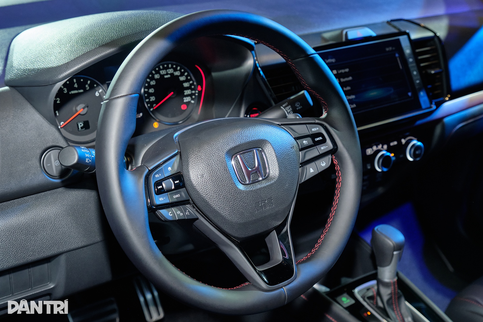 View - Chênh lệch tới 50 triệu đồng, các bản của Honda City 2023 có gì khác biệt? | Báo Dân trí