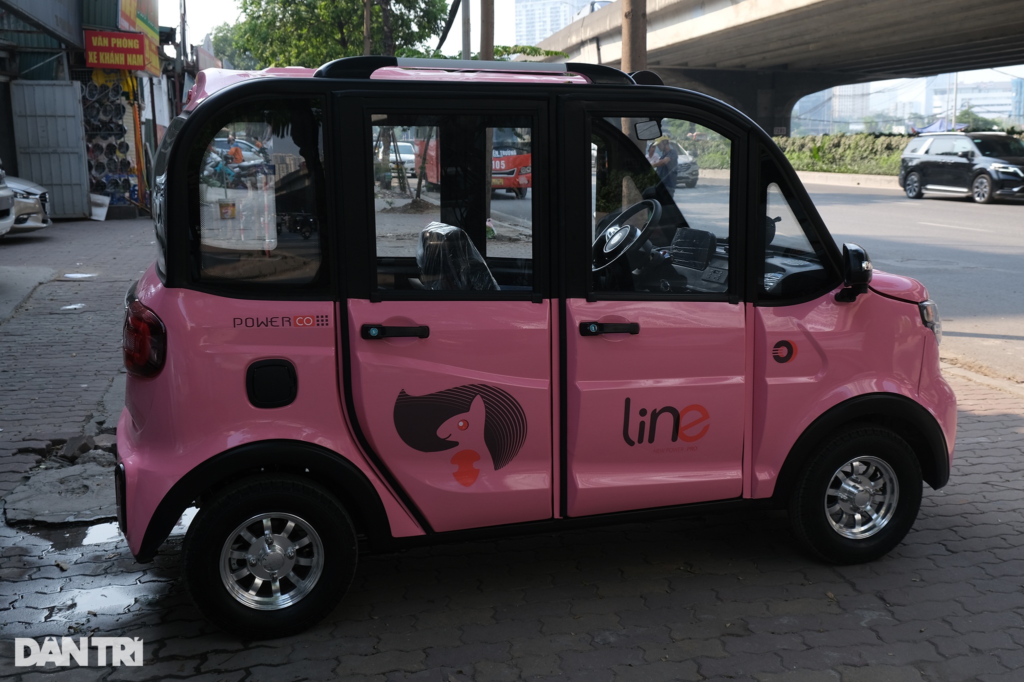 Ô tô điện mini Trung Quốc rao bán tại Việt Nam, giá chưa đến 100 triệu đồng - 7 Ô tô điện mini Trung Quốc rao bán tại Việt Nam, giá chưa đến 100 triệu đồng - 7