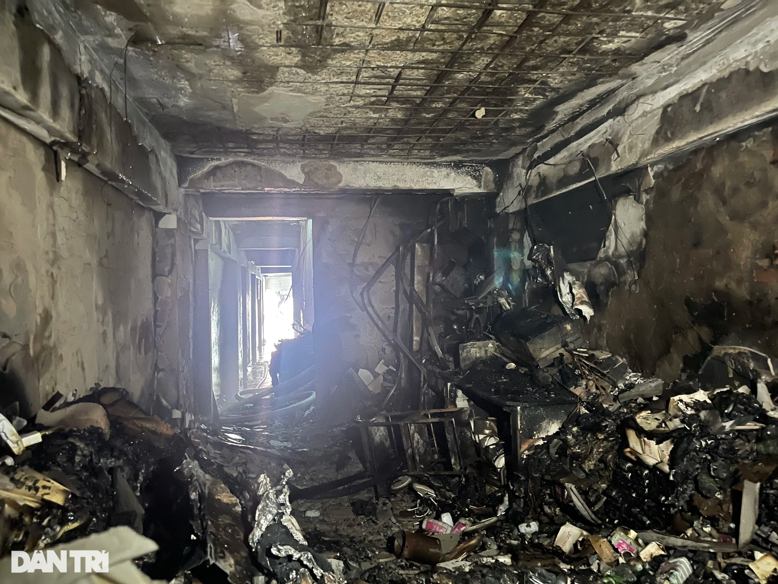 Lời kể của các nhân chứng vụ cháy nhà 3 người tử vong ở Hà Nội - 5