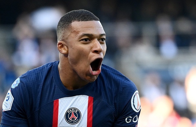 Kylian Mbappe công khai chỉ trích PSG, tuyên bố cứng rắn về tương lai - 2