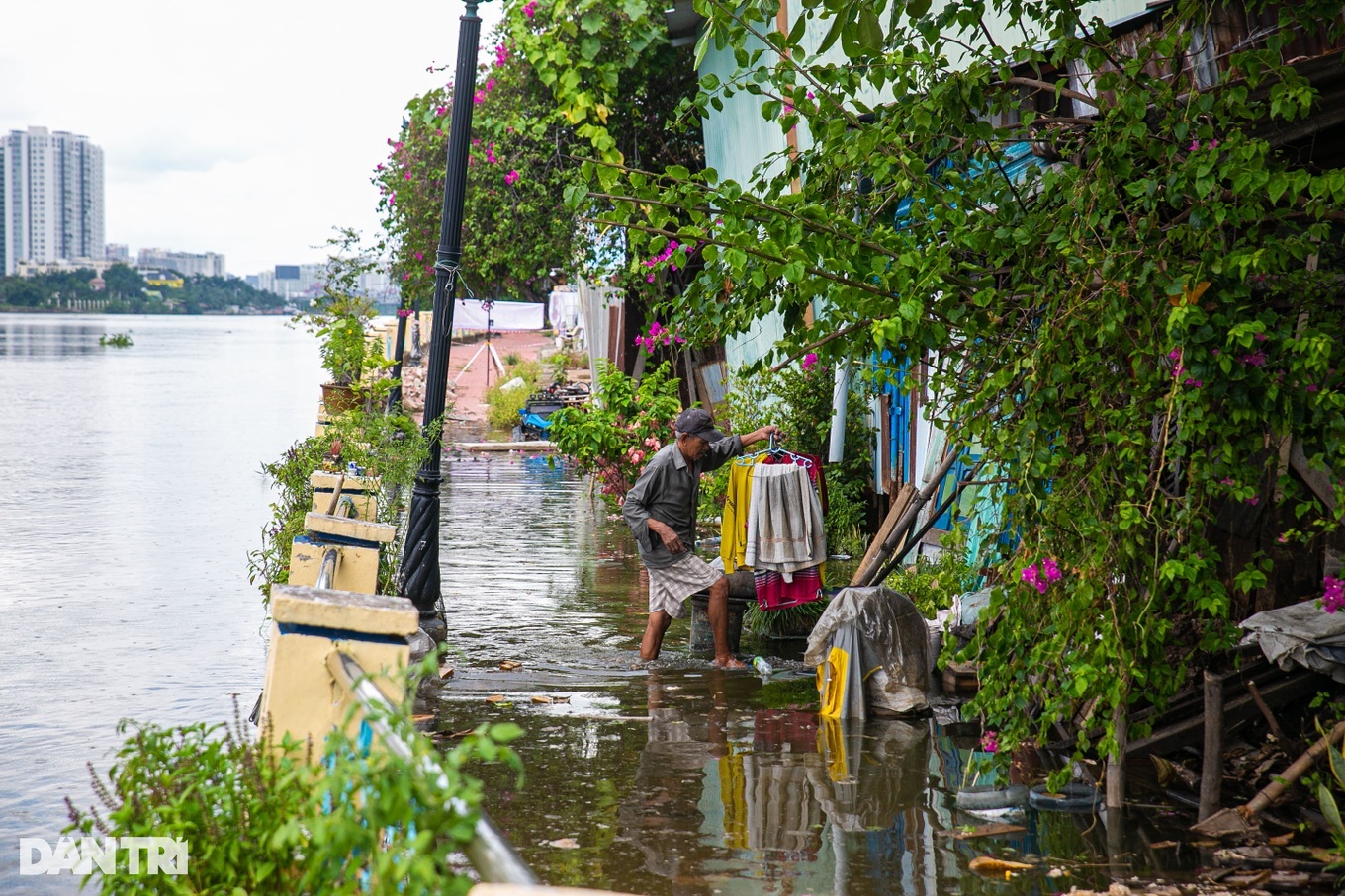 Sạt lở bờ kênh Thanh Đa: Có thể phá dỡ nhà dân - 1 Sạt lở bờ kênh Thanh Đa: Có thể phá dỡ nhà dân - 1