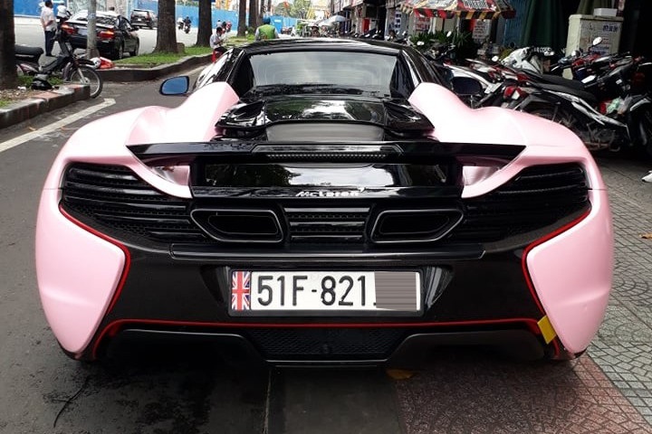View - Lịch sử "bất ổn" của chiếc McLaren 650S bị Phan Công Khanh đem cầm cố | Báo Dân trí