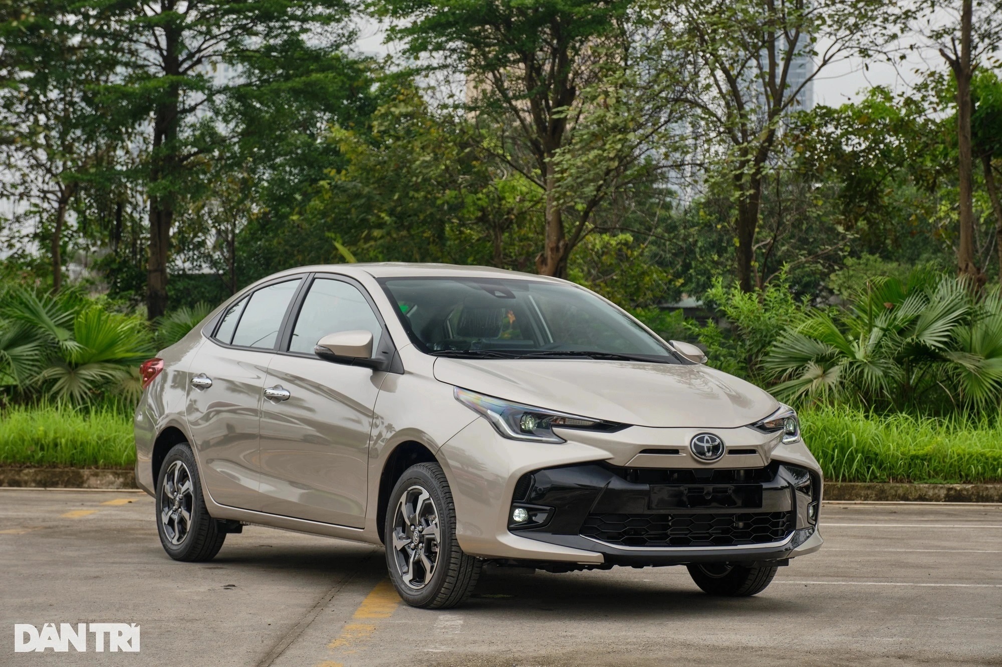 View - Toyota Vios "lội ngược dòng" doanh số tháng 6, nhưng vẫn cách xa Accent | Báo Dân trí