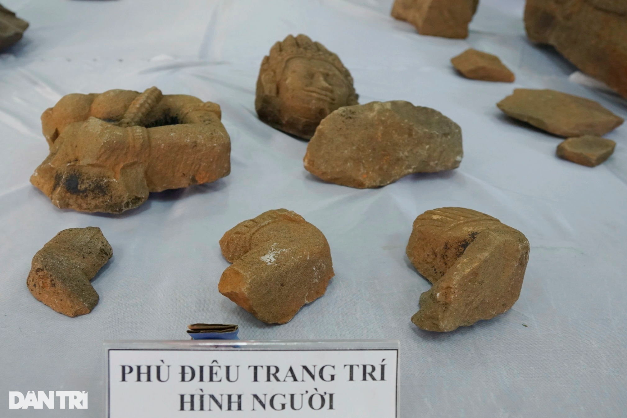 Tìm thấy 102 hiện vật nghìn năm tuổi ở Bình Định - 2
