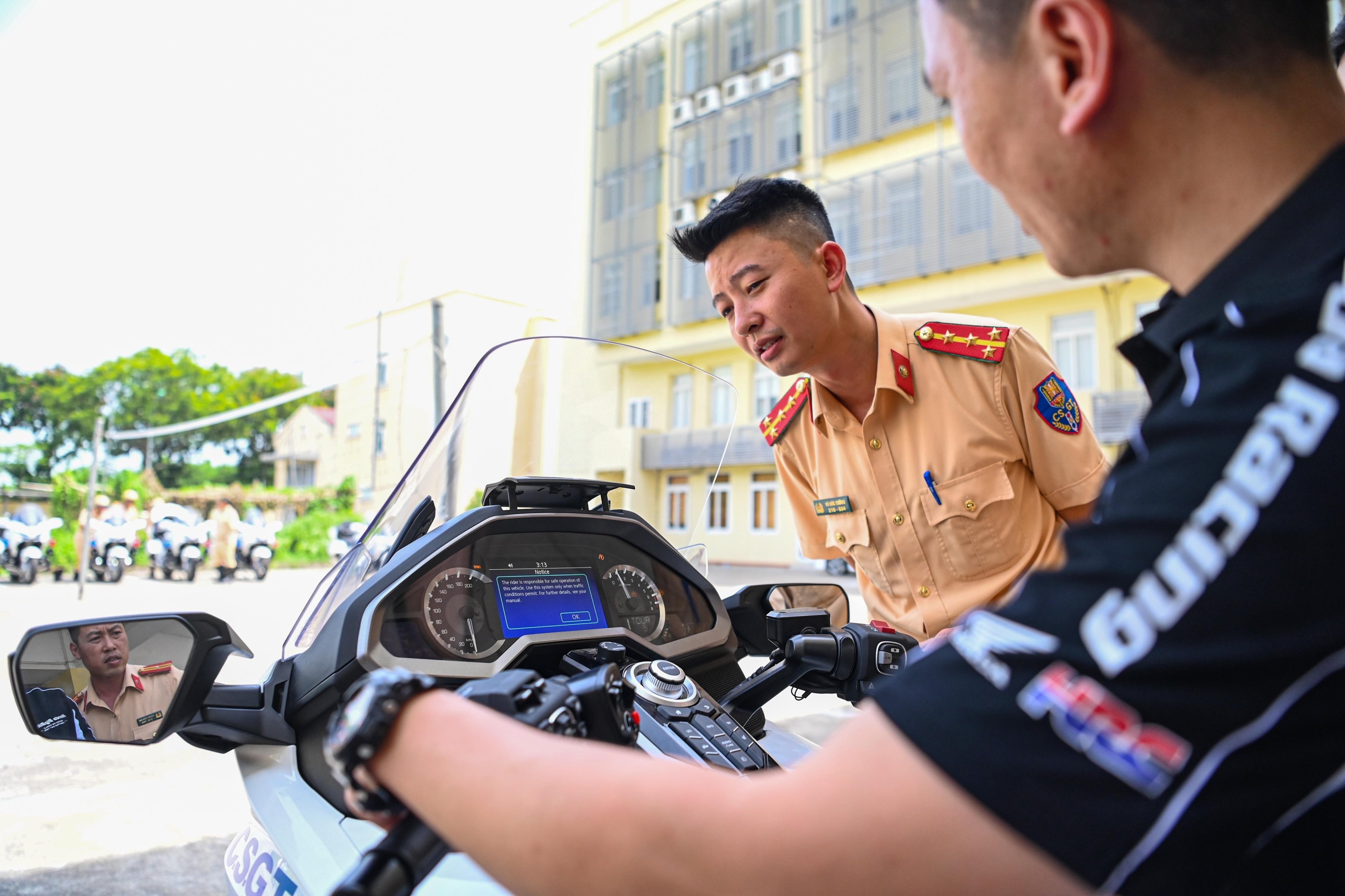 30 siêu mô tô Honda Goldwing 2023 được bàn giao cho 11 tỉnh, thành - 1