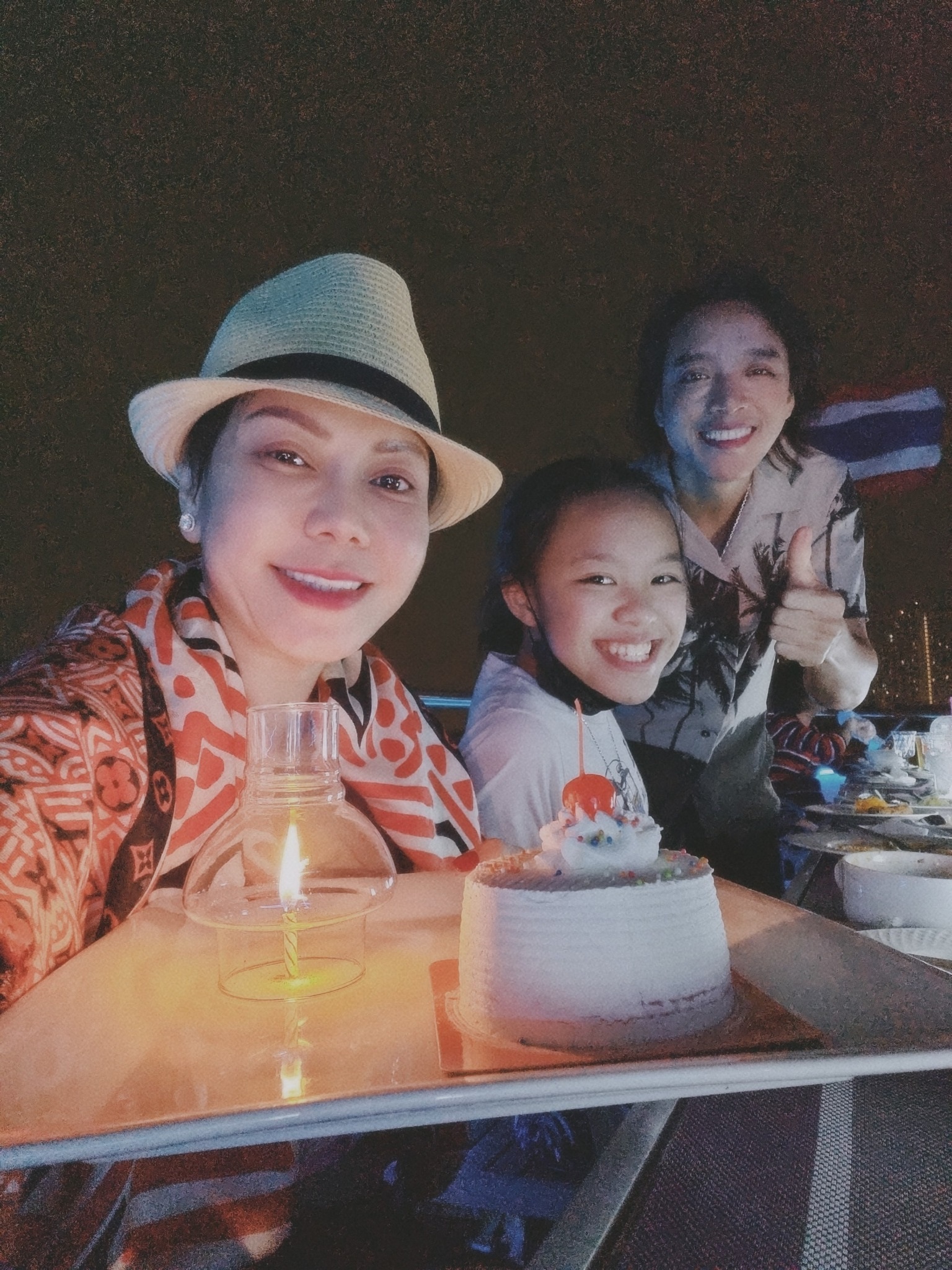 View - Việt Hương: 17 năm viên mãn bên chồng nhạc sĩ, ở biệt thự hơn 200 tỷ đồng | Báo Dân trí