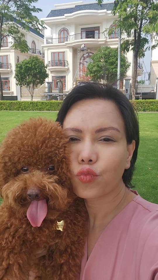 View - Việt Hương: 17 năm viên mãn bên chồng nhạc sĩ, ở biệt thự hơn 200 tỷ đồng | Báo Dân trí