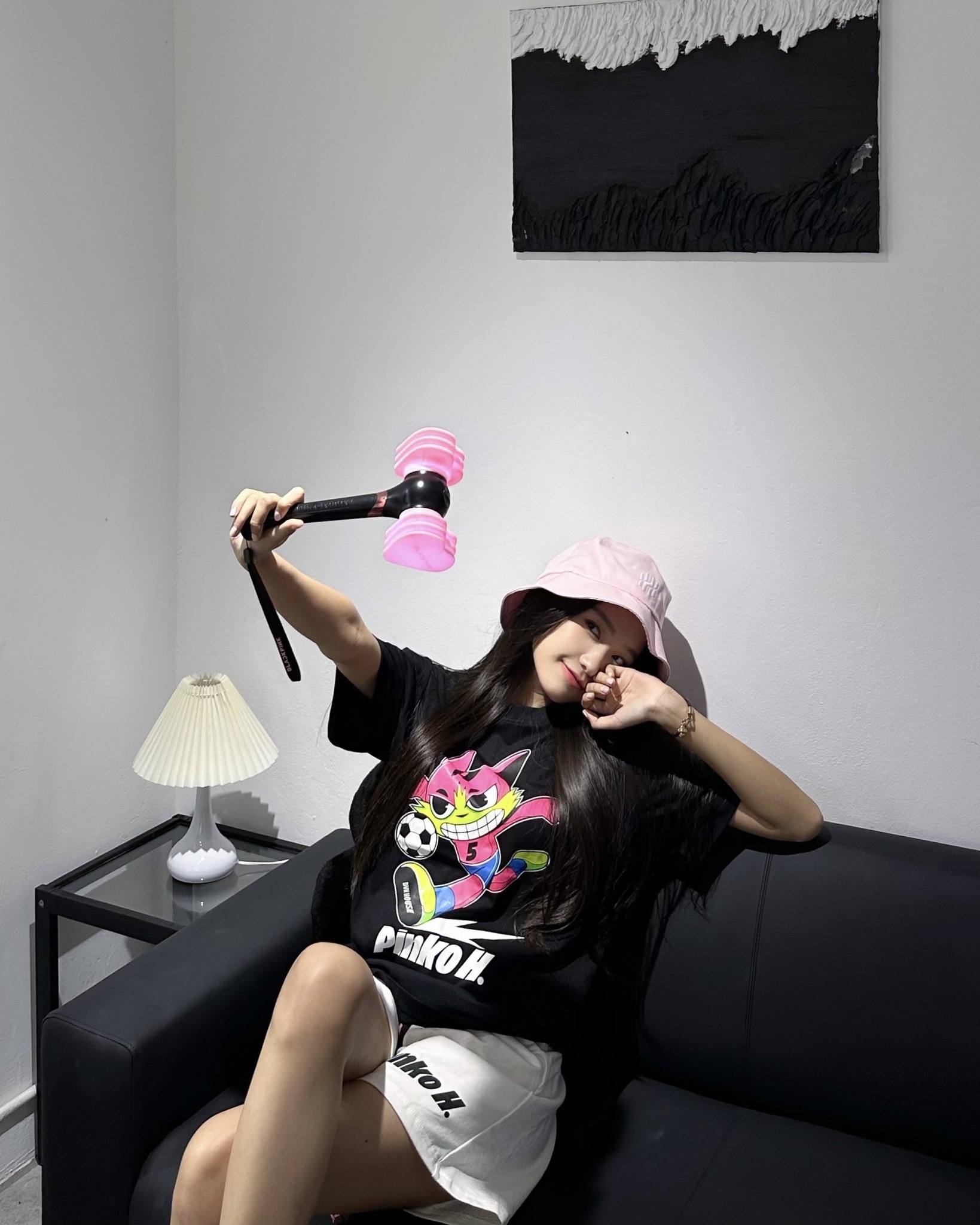 Gallery - Cuối tuần này, Khánh Vy và nhiều bạn trẻ nổi tiếng sẵn sàng "đu" Blackpink | Báo Dân trí