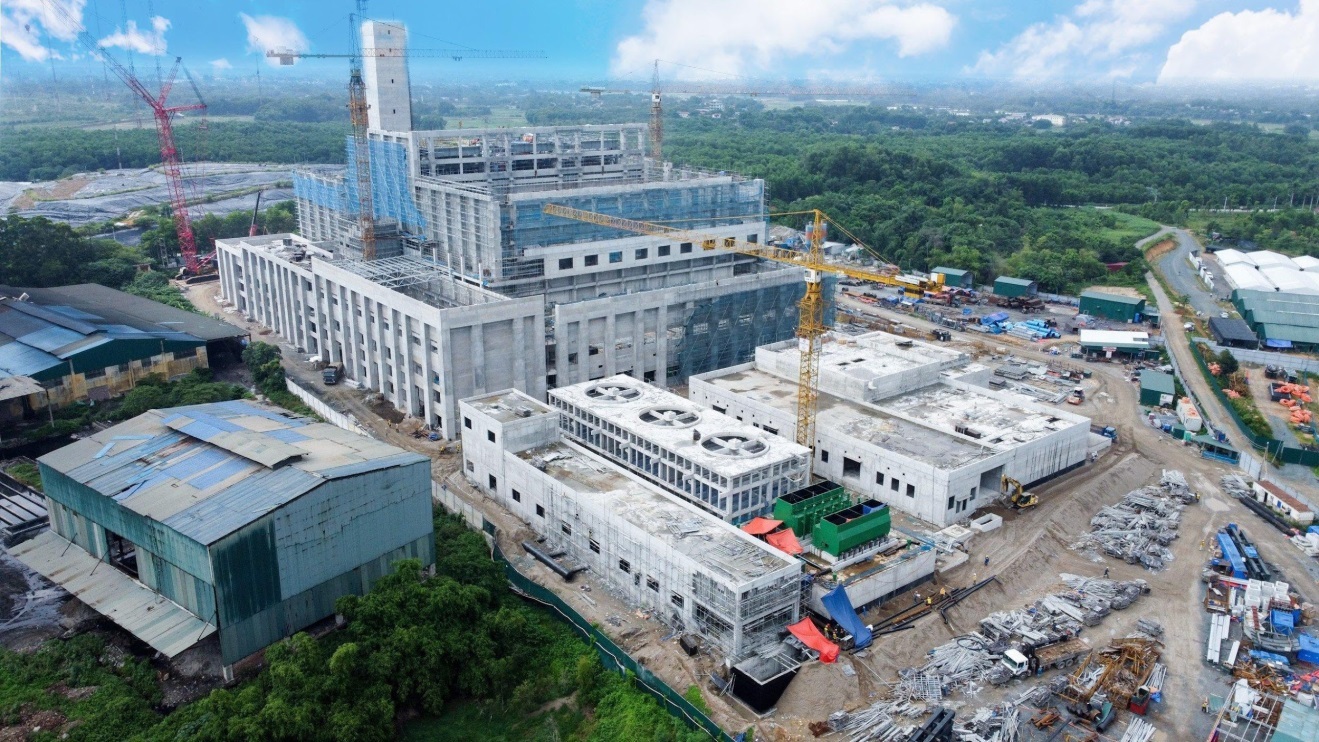 View - Toàn cảnh nhà máy điện rác Seraphin sau hơn một năm khởi công xây dựng | Báo Dân trí