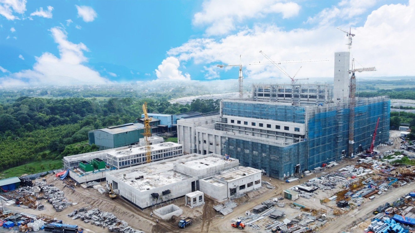 View - Toàn cảnh nhà máy điện rác Seraphin sau hơn một năm khởi công xây dựng | Báo Dân trí