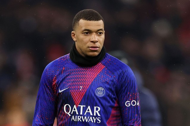 PSG chính thức ra giá kỷ lục bán Kylian Mbappe cho Real Madrid - 1