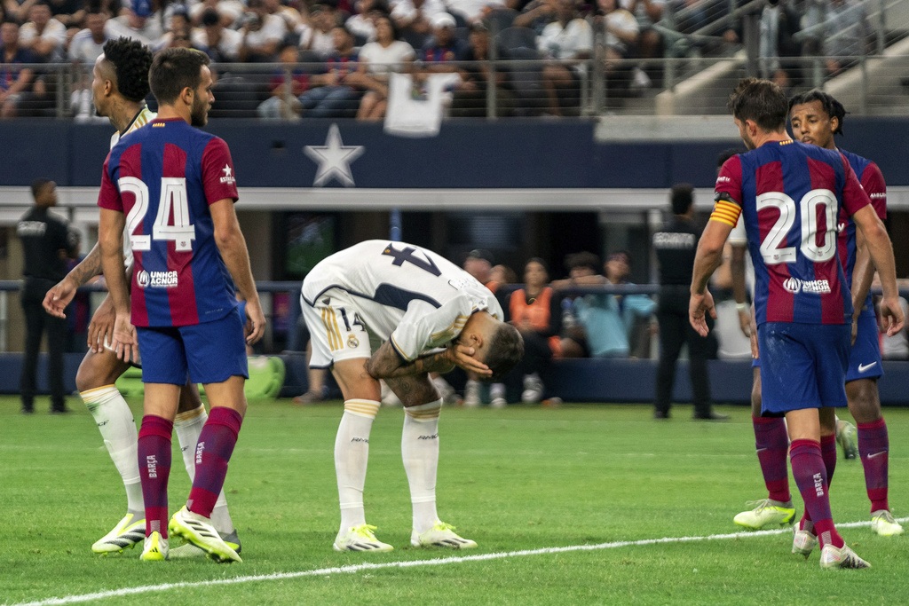 Barcelona thắng đậm Real Madrid 3-0 tại nước Mỹ - 2