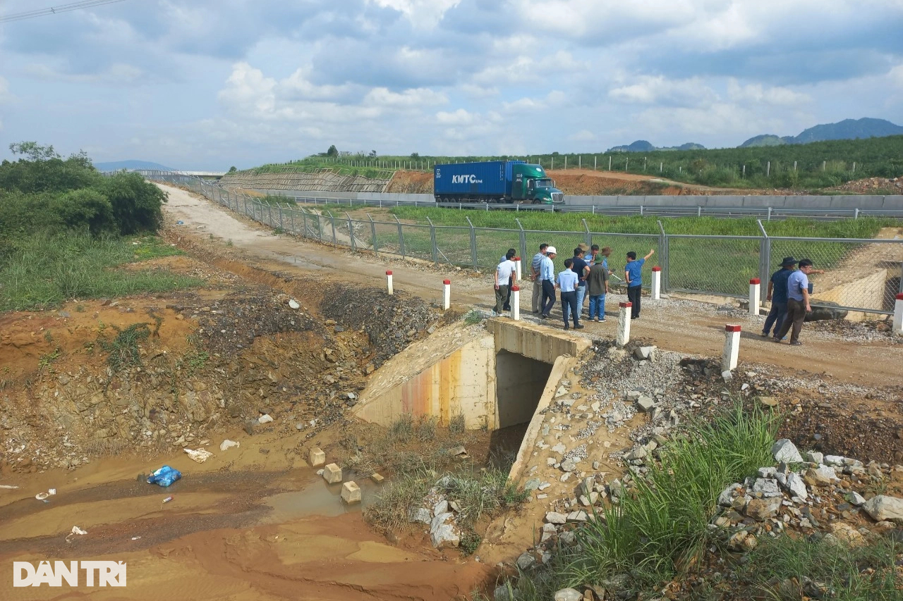 Ngập cao tốc Phan Thiết - Dầu Giây: Chưa có kết luận nguyên nhân - 1