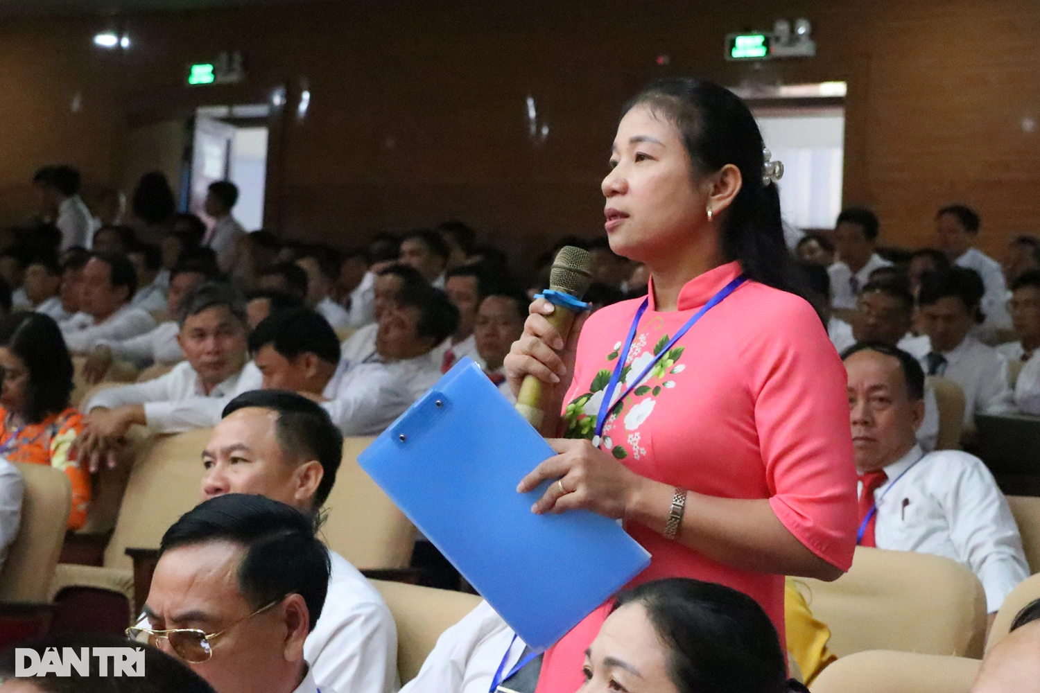 Sau một năm về xã, lương của tôi giảm gần 4 triệu đồng - 3 Sau một năm về xã, lương của tôi giảm gần 4 triệu đồng - 3