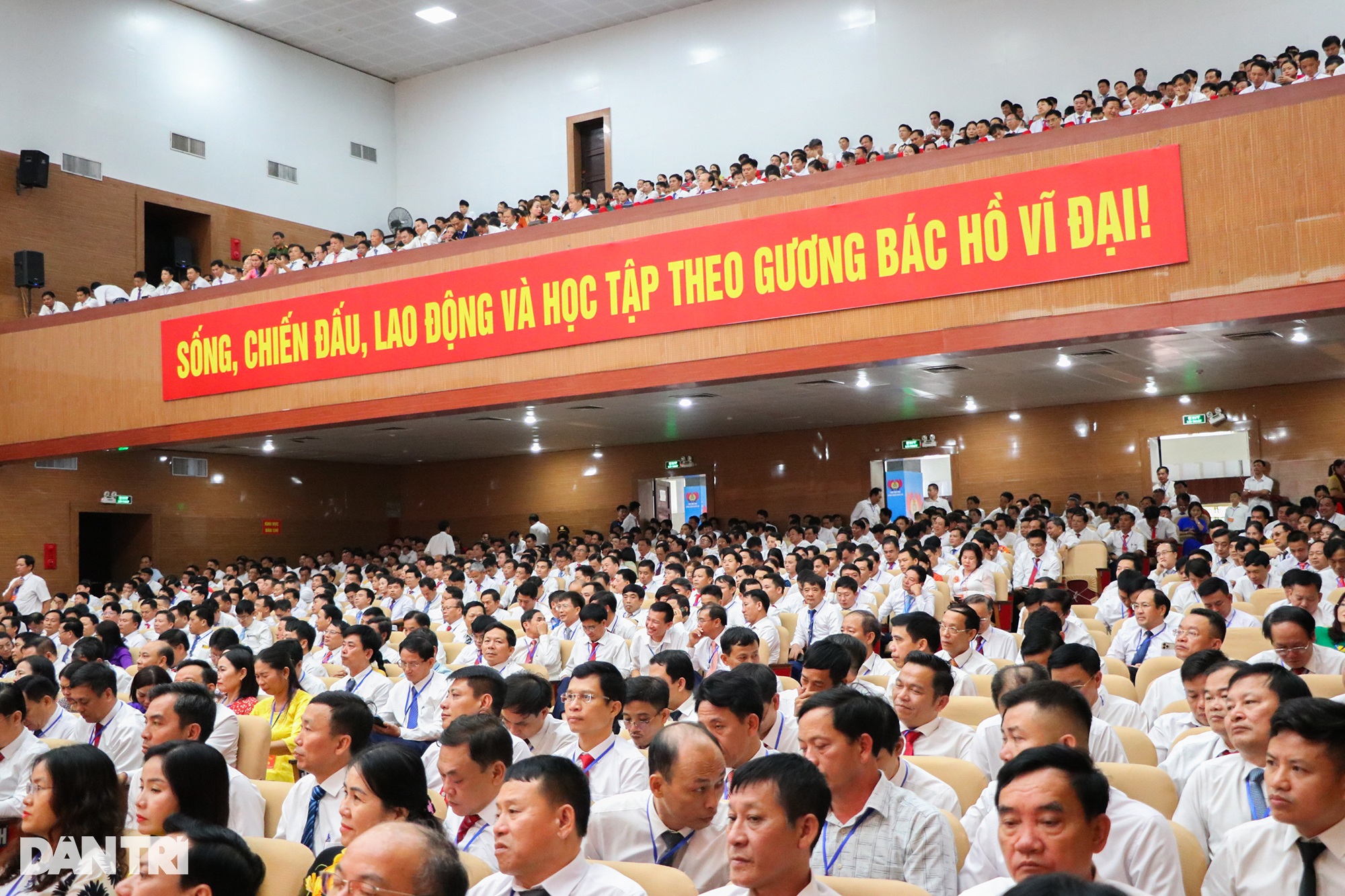 Sau một năm về xã, lương của tôi giảm gần 4 triệu đồng - 4 Sau một năm về xã, lương của tôi giảm gần 4 triệu đồng - 4