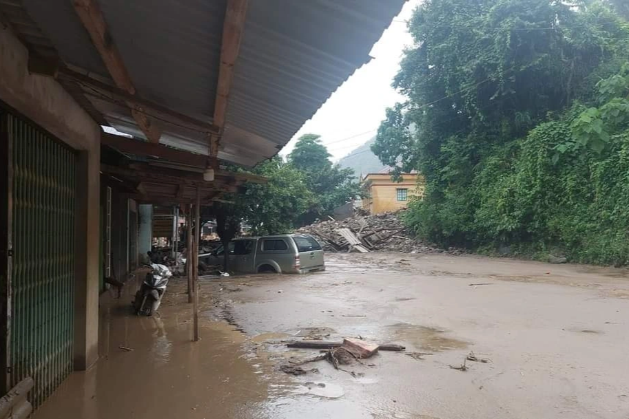 Bản làng ở Yên Bái tan hoang sau mưa lũ - 6