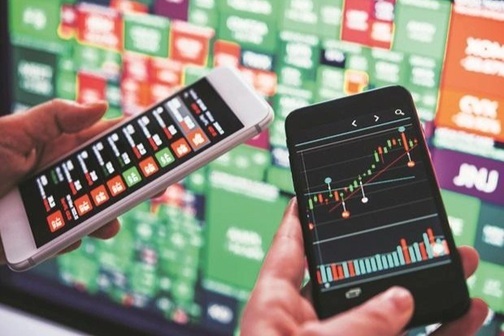 Ủy ban Chứng khoán Nhà nước cảnh báo nóng về đầu tư trên mạng