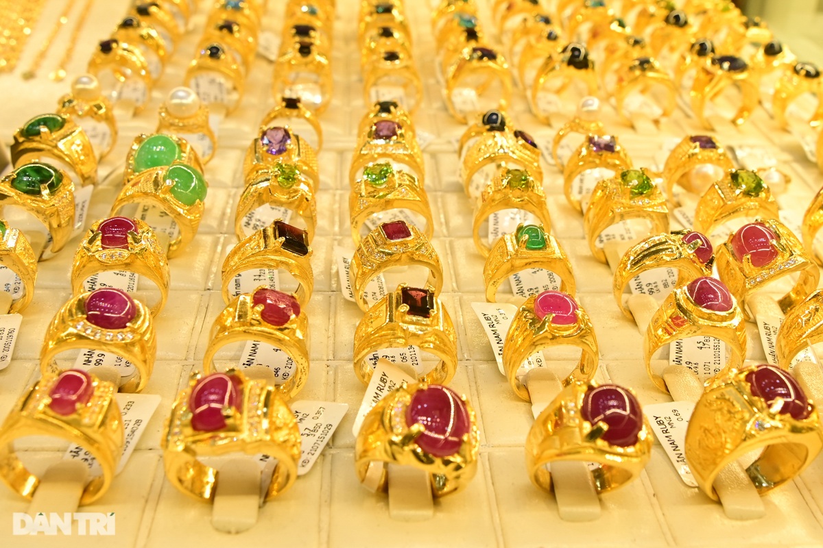 Phạt 2 doanh nghiệp vàng gần 1,8 tỷ đồng vì vi phạm phòng chống rửa tiền