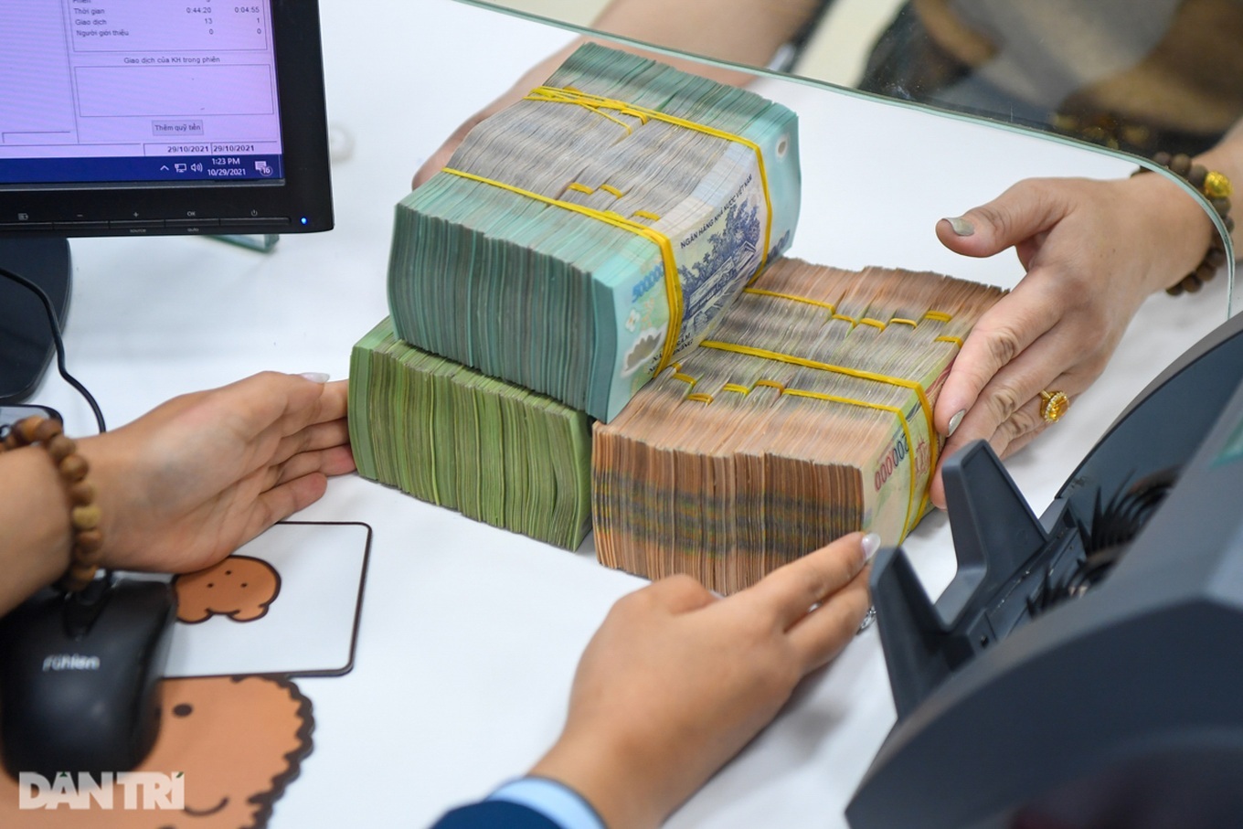 "Đủ tiền chi trợ cấp thất nghiệp cho viên chức nghỉ việc sau tinh gọn"