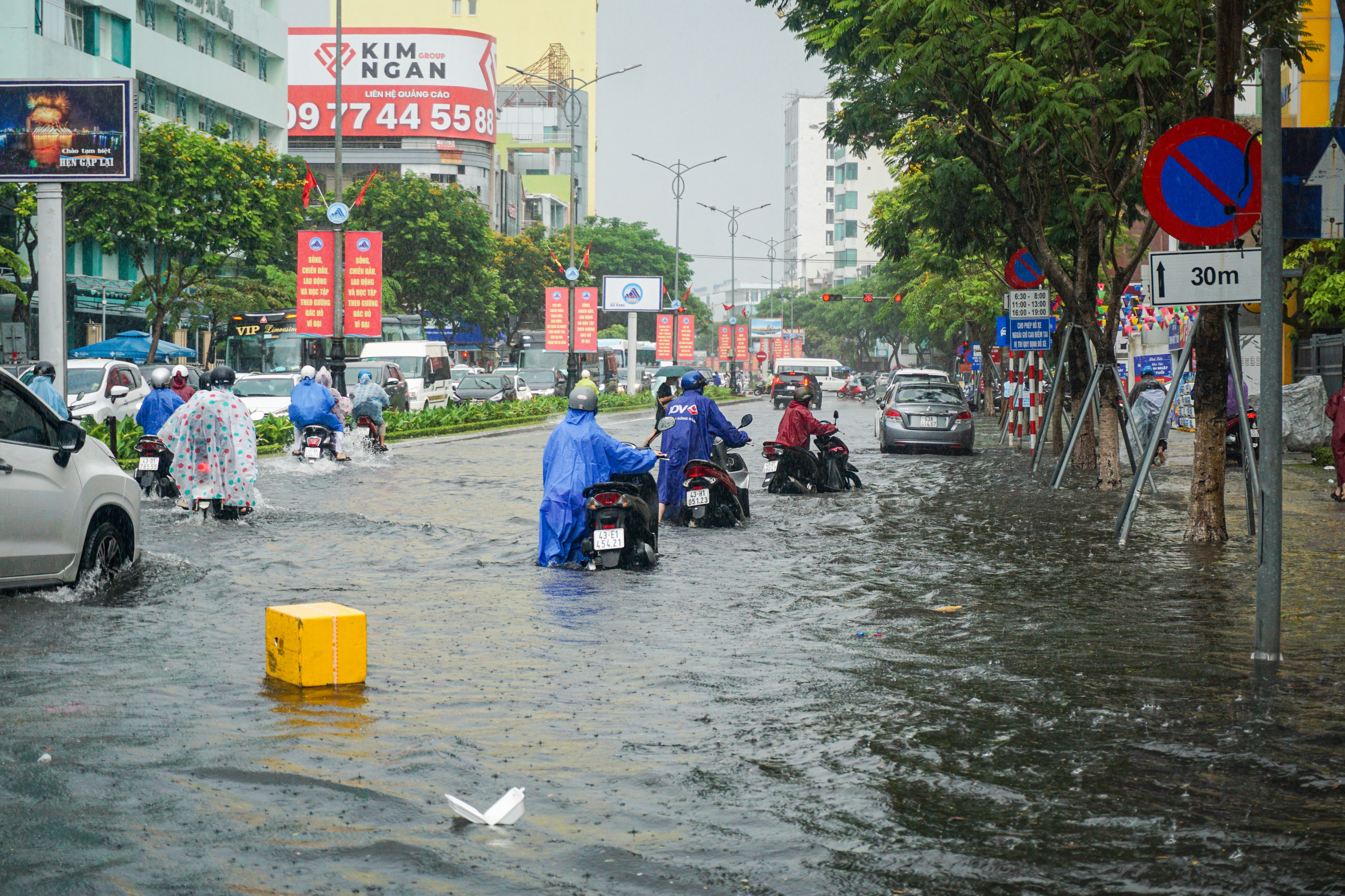 Hơn 800ha bê tông hóa sân bay cũng là nguyên nhân gây ngập Đà Nẵng