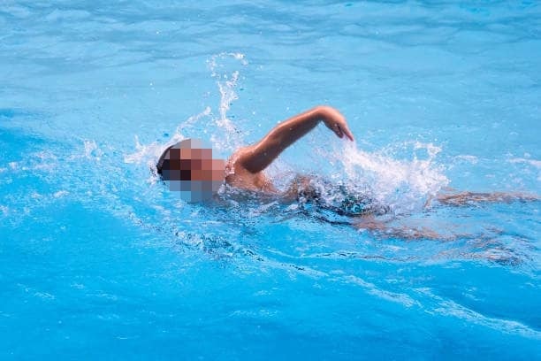2 bác sĩ cứu bé gái 5 tuổi bị đuối nước ở bể bơi khách sạn tại Hạ Long
