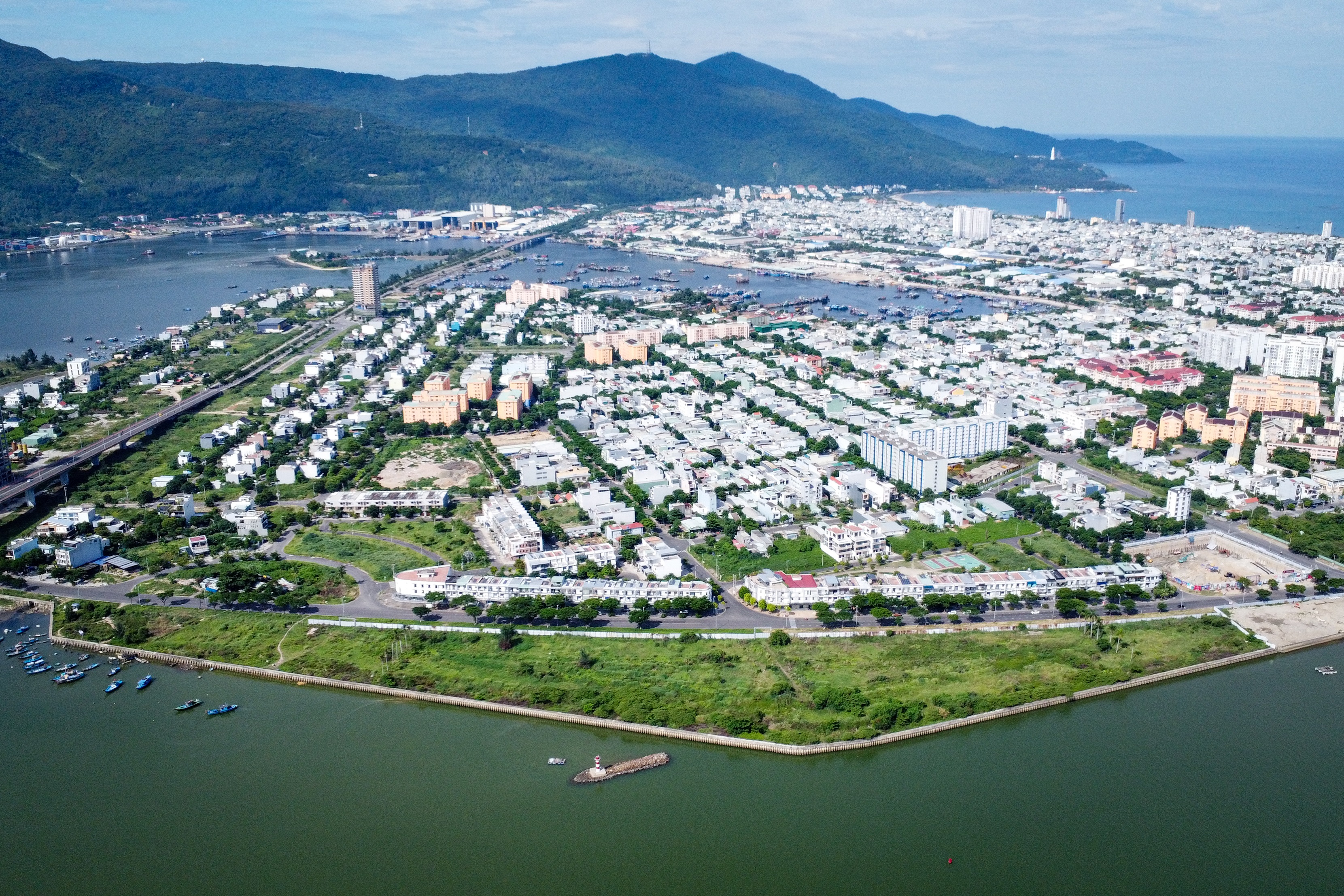 Đà Nẵng điều chỉnh dự án ven sông Hàn của Quốc Cường Gia Lai