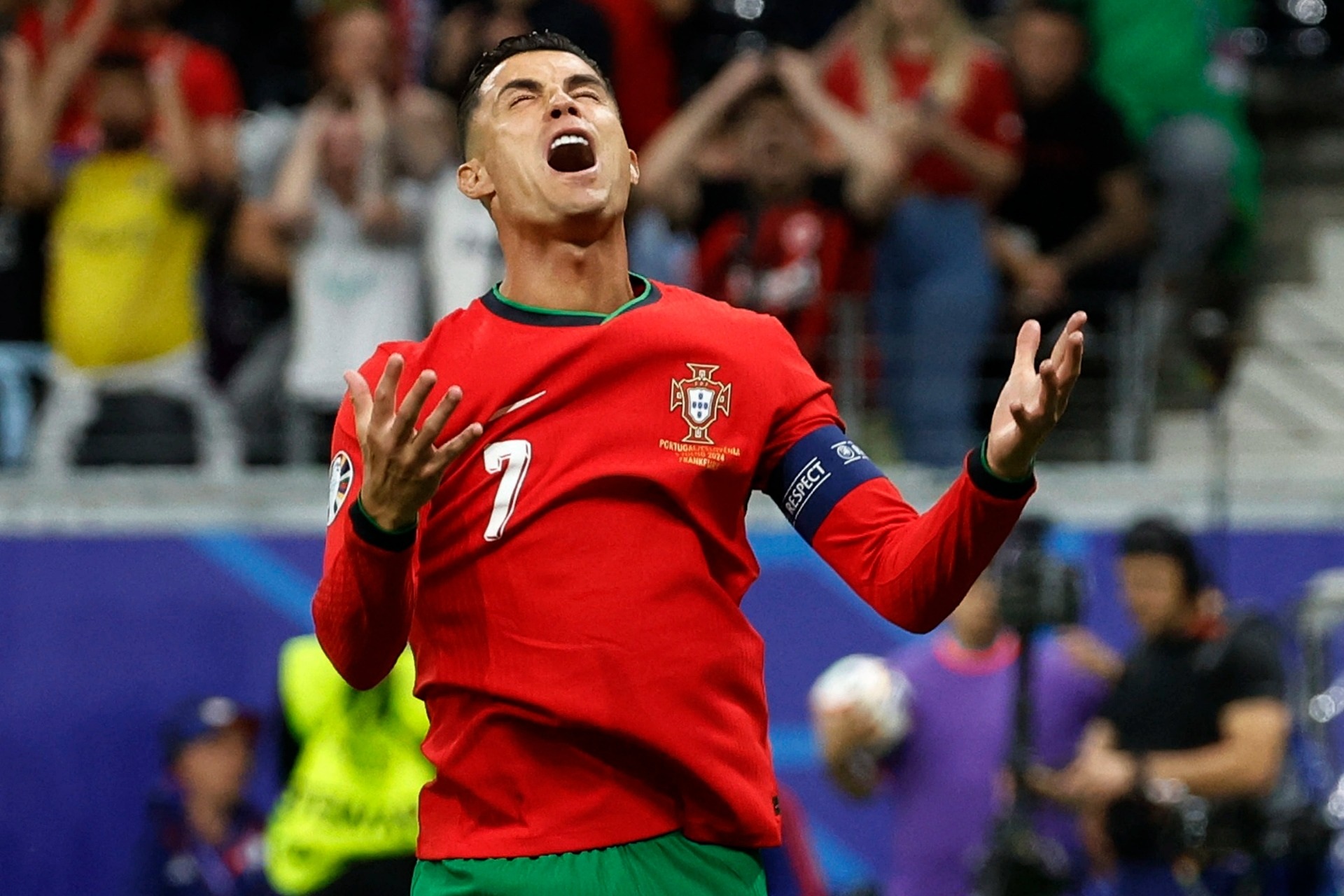 Cristiano Ronaldo tự hào là cầu thủ ghi nhiều bàn thắng nhất lịch sử