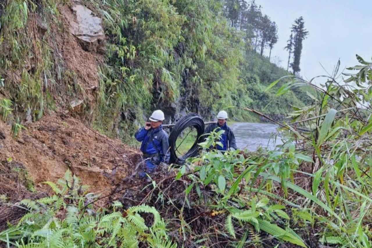 Chưa thể khắc phục hoàn toàn tình trạng mất liên lạc sau bão