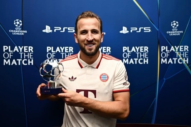 Harry Kane phá vỡ 3 kỷ lục trong chiến thắng 9-2 của Bayern Munich