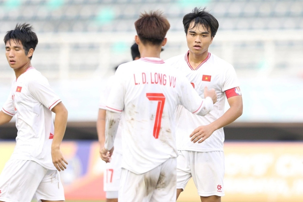 U20 Việt Nam 1-0 U20 Bhutan (hiệp 1): Bảo Long mở tỷ số