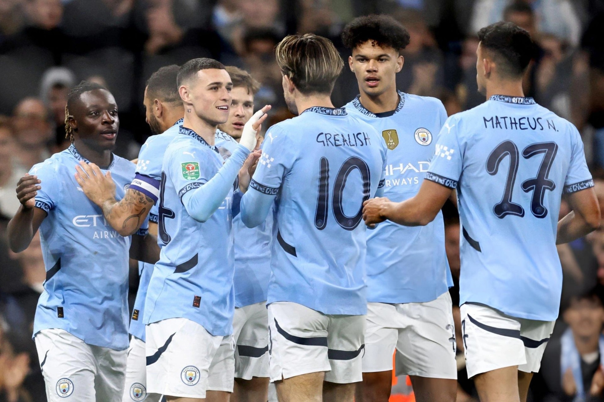 Man City, Chelsea dễ dàng đi tiếp ở Cúp Liên đoàn Anh