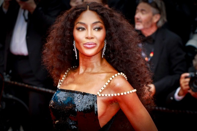 Naomi Campbell: Siêu mẫu có 80 triệu USD bị tố "ăn chơi" bằng tiền từ thiện